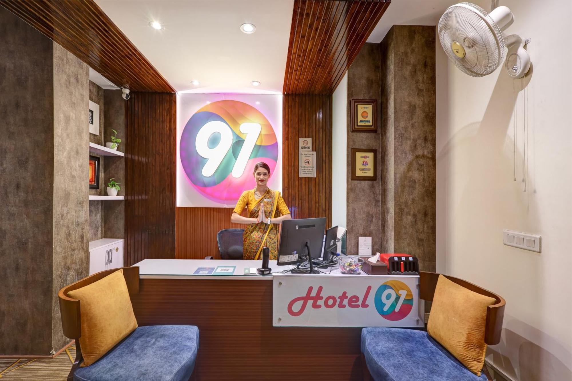 Hotel 91 Golf Course Road Gurgáon Kültér fotó