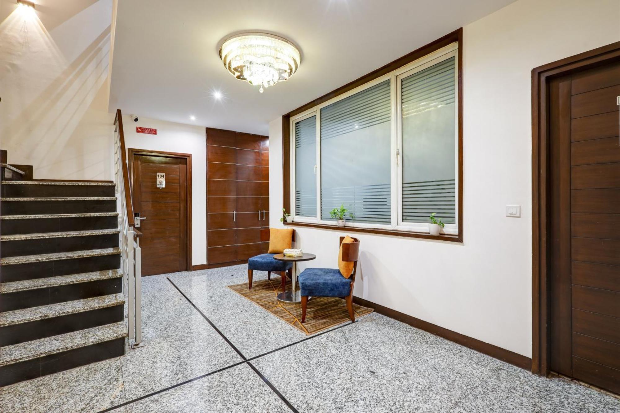 Hotel 91 Golf Course Road Gurgáon Kültér fotó